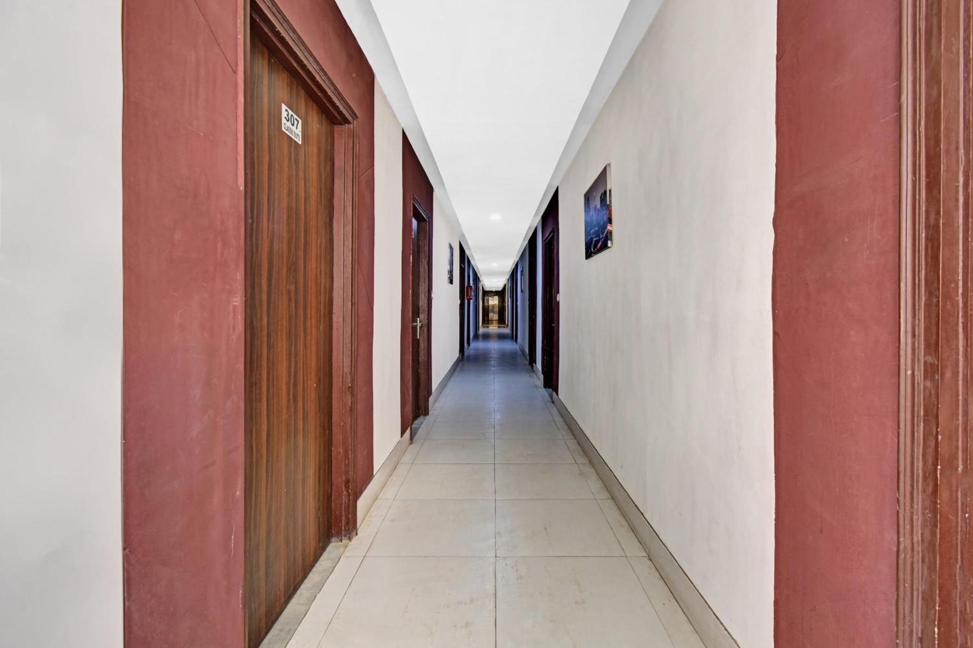 Townhouse Classio Suites 쉬르디 외부 사진